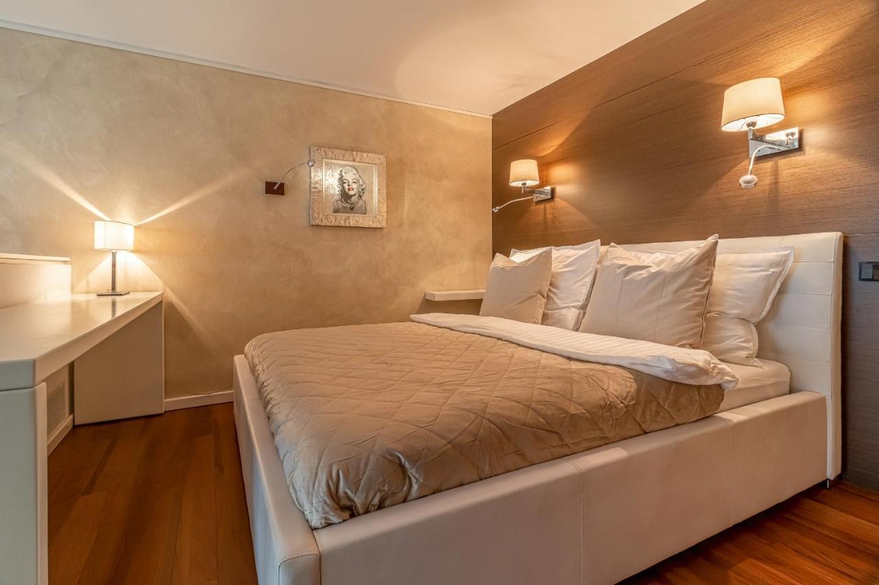 Luxury With Danube River View Pressburg Exterior foto
