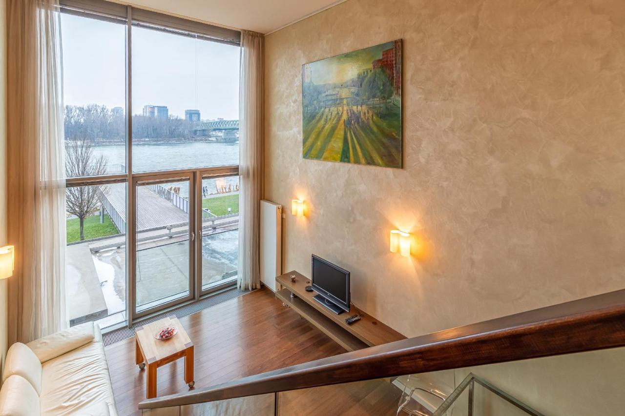Luxury With Danube River View Pressburg Exterior foto