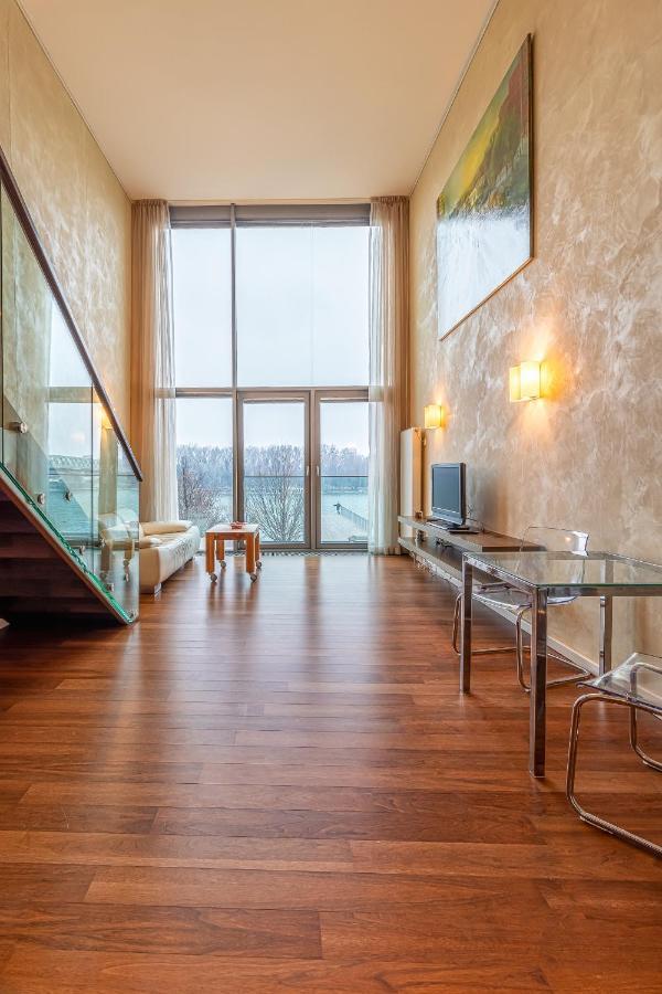 Luxury With Danube River View Pressburg Exterior foto