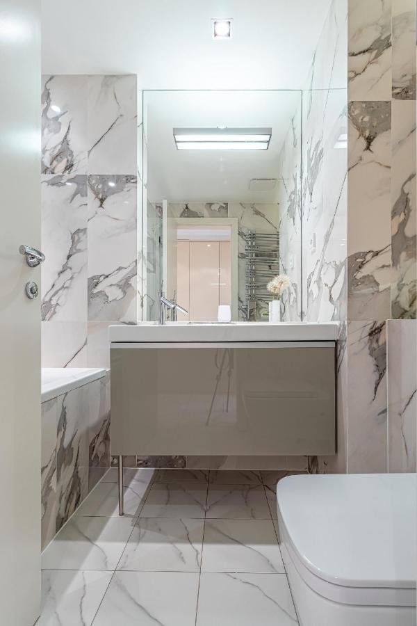 Luxury With Danube River View Pressburg Exterior foto